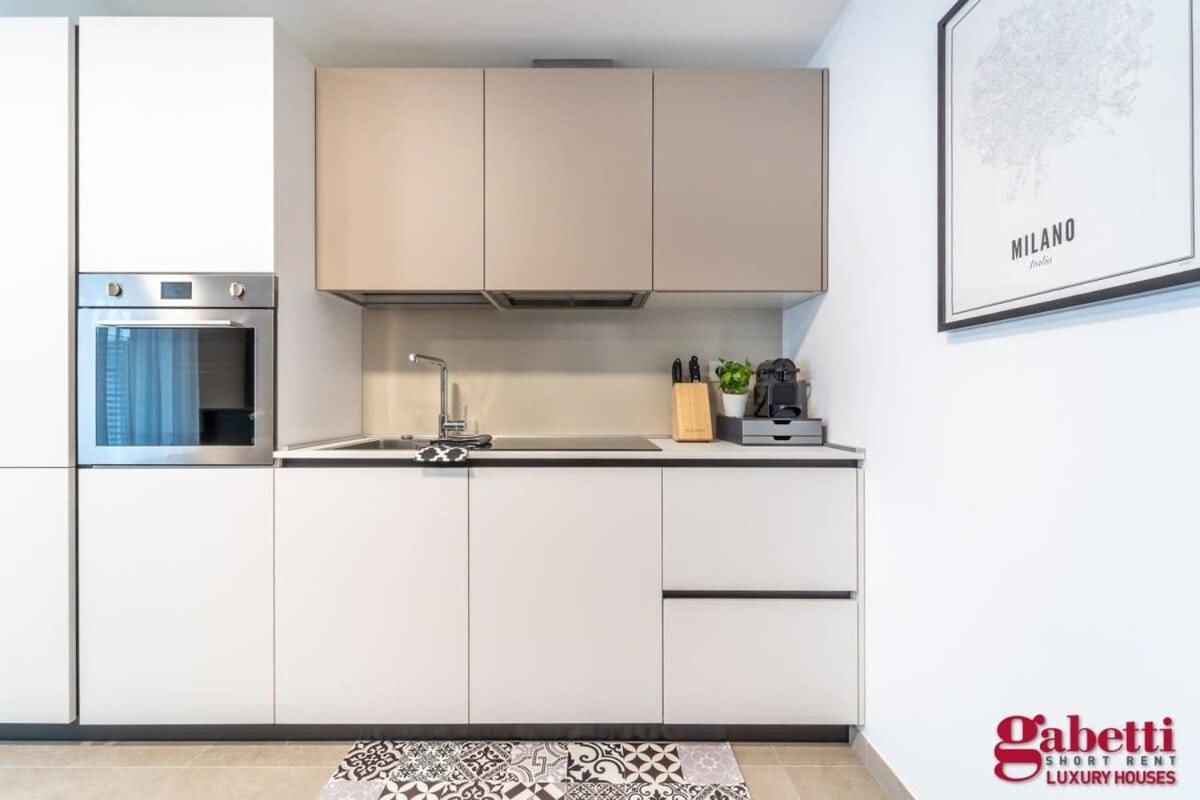 דירות מילאנו Stilicone 15 - Luxury Apt 3D מראה חיצוני תמונה